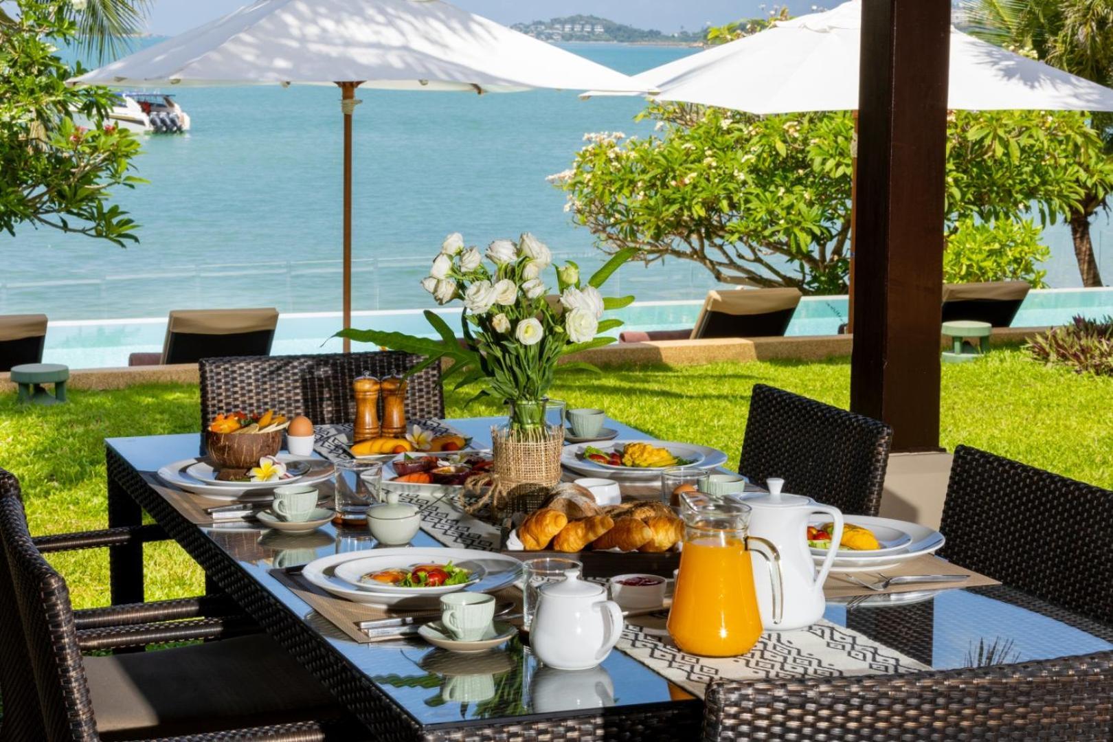 Bacaya Beachfront Villa Strand Bang Rak Exterior foto